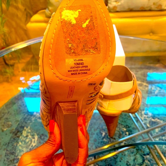 ✨ Vince Camuto✨ Tan Nubuck Peep Toe Strap Wedge Slingbacks - Picture 10 of 13